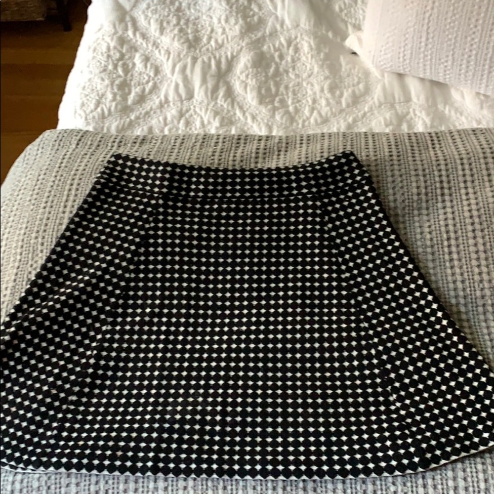 Black & White patterned Theory skirt